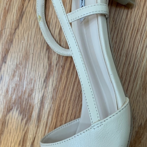 Tahari Florbela slingback heel - Picture 5 of 8